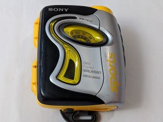 Vintage Sony Sports Walkman Am - Fm Radio Cassette Wm - Fs111 Yellow