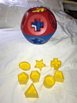 Vintage Tupperware Shape - O - Ball Learning Toy