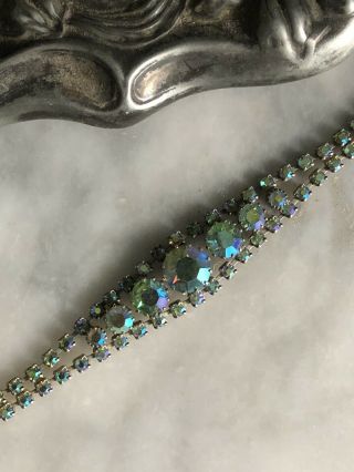 Vintage Unsigned Weiss Iridescent Green Aurora Borealis Rhinestone Bracelet