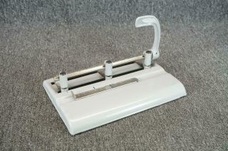 Vintage 3 Hole Punch Master Products Mfg