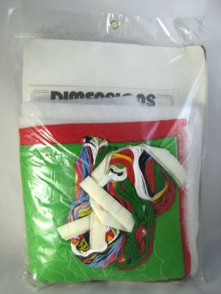 Bucilla Advent Wreath Felt Embroidery Kit Vintage 1982 No.  8036 2