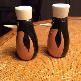 Vintage MCM 1950s - 1960s Wooden Penguin Salt & Pepper Shakers 3