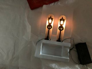 VINTAGE DICKENS COLLECTABLES 2 STREET LAMPS BATTERY OPERATED 2