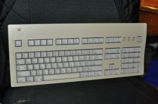 Vintage Apple Extended Keyboard Ii Model M3501 Alps Keys