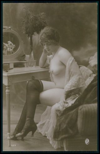 Aa08 French Nude Woman Vintage C1910 - 1920s Real Photo Postcard Rppc