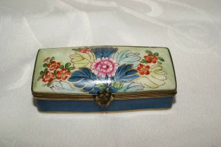 Vintage Hand Painted Limoge France Peint Main Trinket Box / Pill Case / Chamart