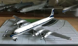 Hobby Master 1:200 BOAC Douglas DC - 7C G - AIOB & box. 2