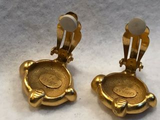 Vintage CAROLEE Clip On Earrings Brushed Gold Tone 3/4 inch 3