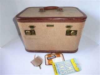 Vintage Oshkosh Tweed & Leather Train Case Cosmetic Carry On Luggage W Key