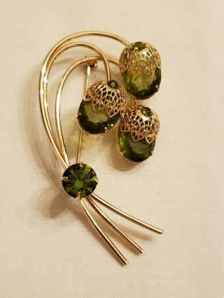 Signed Sarah Coventry Vintage Brooch Green Acorn Stones Gold Tone Flowers