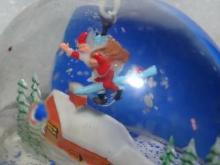 Vintage 1950s/60s Plastic Snow Globe Santa Riding Rocket Over House Scene 4¼ "