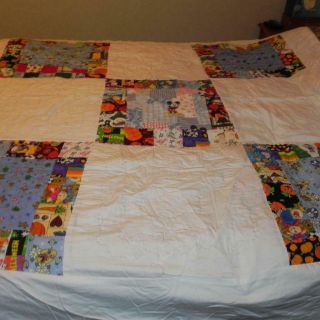 02138 Vintage Handmade Hand Crafted Patchwork Cotton Lightweight Quilt Colors