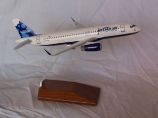 Jetblue Airbus A320 Blueberries 1:150 Desk Model Skymarks - Executive