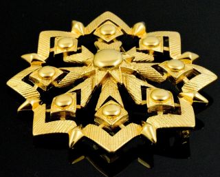 Very Pretty Vintage Large Monet Gold Tone Brooch