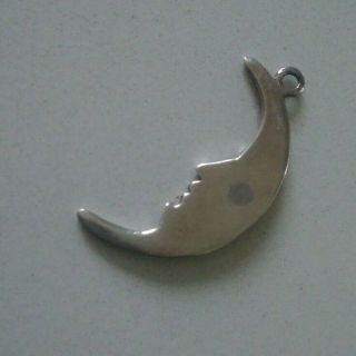 Vintage Sterling Silver ' Man in the Moon ' Fob Pendant Charm 3