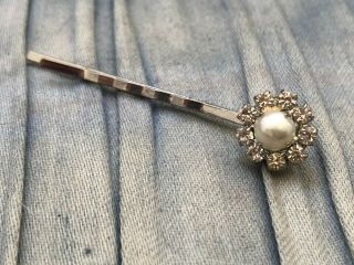Vintage Hair Clip Sparkly Rhinestone Diamante Flower Silver Tone Metal Accessory
