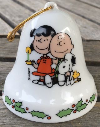 Vintage 1977 Peanuts Snoopy Charlie Brown Lucy Woodstock Christmas Bell Ornament