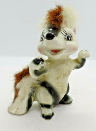 Vintage Skunk Ceramic Figurine 6 " T X 4 " W X 2 " D Japan - Fuzzy Fur Mouffette
