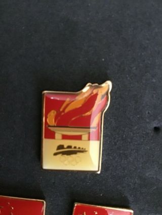 2008 Beijing Olympics China Olympic Games Noc Pin Gold Leaf Torch Design