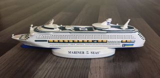 Royal Caribbean Mariner Of The Seas Cruise Line Ship Model (small Ding)