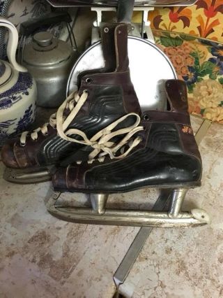 Vintage Brown Leather Ice Hockey Skates Xmas Display