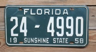 Vintage Florida 1958 Sunshine State White On Green License Plate - 24 - 4990 Emb