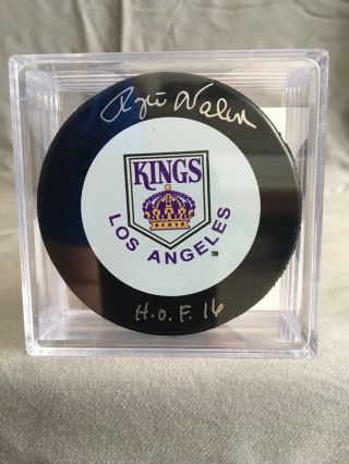 Rogie Vachon Los Angeles Kings " Hof 16 " Signed Hockey Puck W/case Schwartz