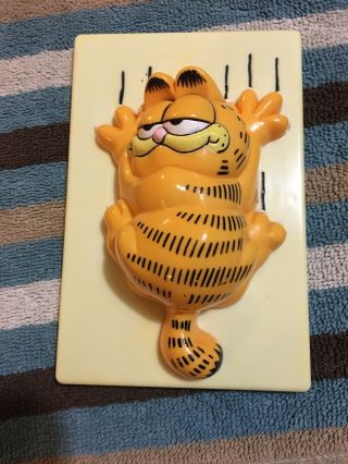 Vintage 1978 1981 Garfield Light Switch Cover Plate Plastic Scratching