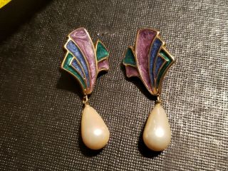 Vintage Trifari Double Signed Gold Tone Purple Enamel Faux Pearl Clip Earrings