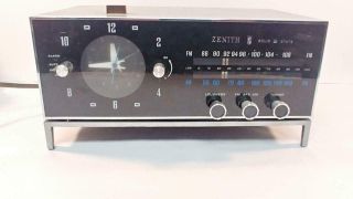 Vintage Zenith Am/fm Analog Clock Radio Model B471r