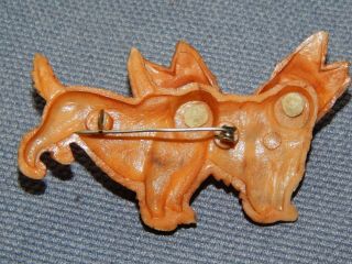 VINTAGE 1940 ' s CELLULOID PLASTIC TWIN DOGS WITH MOVING HEADS BROOCH RETRO 3