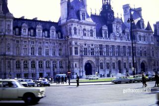 1967 Vintage Kodak 35mm Slide - Paris France - The Louvre - Police Officer Cars