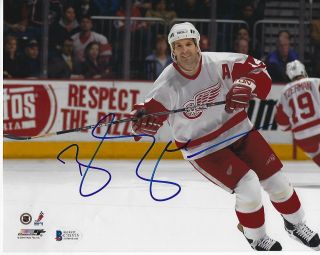 Brendan Shanahan Signed Detroit Red Wings 8x10 Photo With Beckett