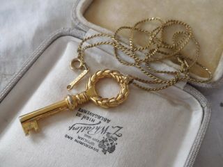 Lovely Vintage 1960s Gold Key Necklace Signed D 