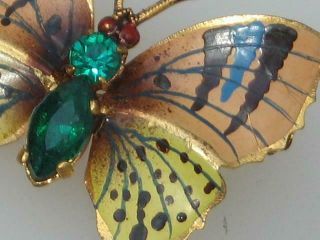 VINTAGE 40/50 ' S ORANGE/YELLOW HAND PAINTED METAL & GREEN GLASS BUTTERFLY BROOCH 3