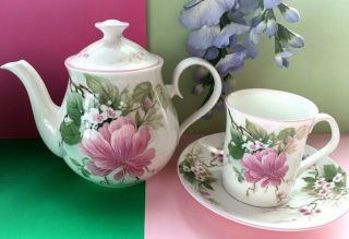Vintage Elizabethan Bone China " Mirage " Pink Floral Teapot,  Teacup & Saucer Set
