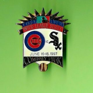 Chicago Cubs - White Sox Vintage Lapel Pin Sga 1st Inter - League Game 1997 - Unique