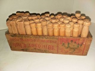 Vtg 75 Antique Wood Clothes Pins In Wood Cheese Box Country Laundry Decor