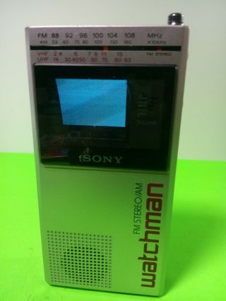 Vtg Sony Watchman Fd - 30a Portable Tv Am/fm Radio Handheld