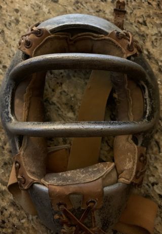 Macgregor Cincinnati 32,  Ohio Vintage Catchers/home Plate Umpire Mask
