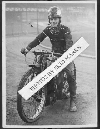 Skid Marks.  Vintage 8x6 Eric Chitty 1936 Speedway Press Photo