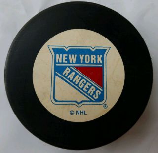 York Rangers Nhl Vintage Trench Mfg Official Hockey Puck Made In Slovakia