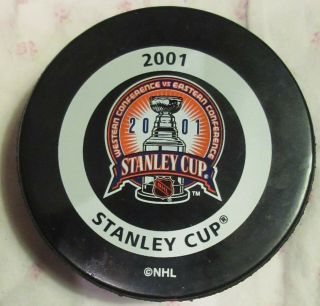 2001 Stanley Cup Official Game Puck With Case,  In Glas,  Canada,  - Vg