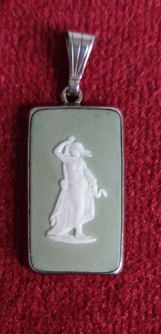 Signed Wedgewood Porcelain Cameo Fine Sterling Silver Pendant Vintage Green Ts64