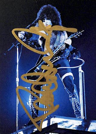 Kiss Deluxe Ultra - Premium Trading Cards Paul Stanley Autograph Card Gold