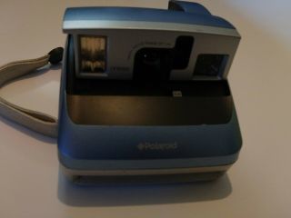 Poloroid One 600 Instant Picture Camera Vintage Blue And Silver 100mm