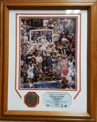 Michael Jordan Upper Deck Signed Photograph Silver Coin Certificate 1421/2000