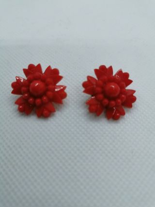 Retro Vintage 1950s 60s Red Plastic Flower Clip On Earrings Rockabilly Costume