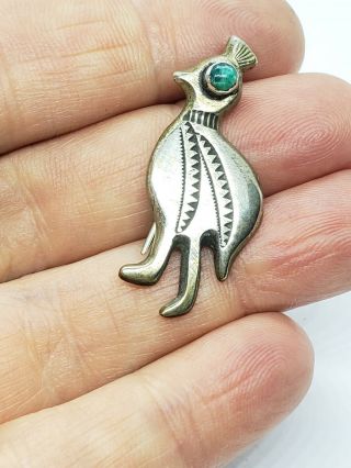 Vintage Sterling Silver Native American Bird With Turquoise Eye Pin 1.  25 " T 4.  4g