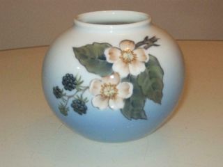 Stunning Vintage Royal Copenhagen Porcelain Hand Painted Vase